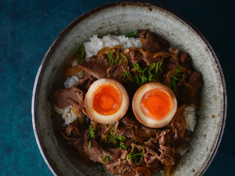 Cocina Japonesa en Harakiri de Una — gyudon, okonomiyaki, edamame y más