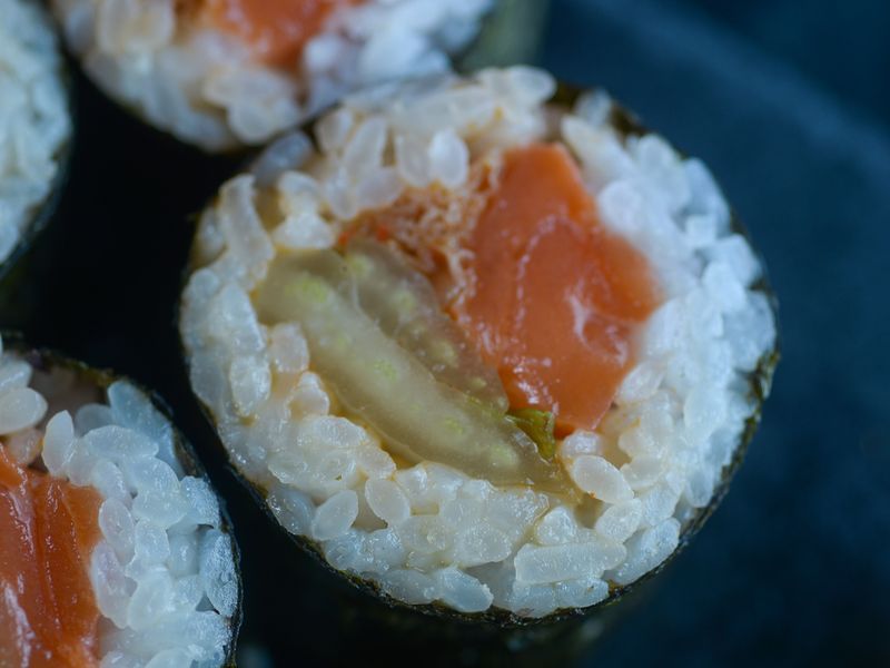 Maki rolls with ikura at Harakiri de Una Palermo